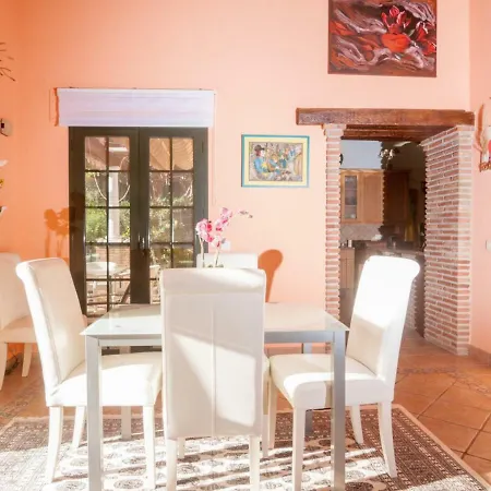 Finca La Fuente Hostel *